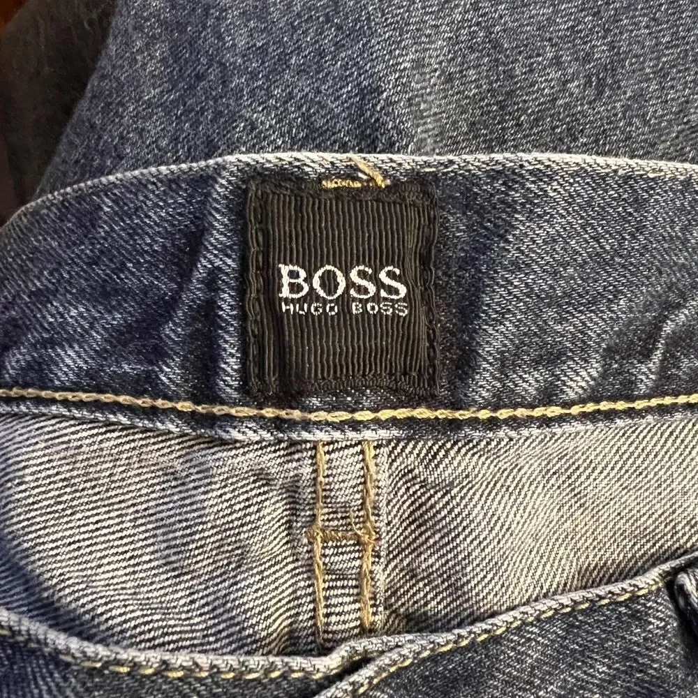EUC Men's Boss by Hugo Boss Arizona Mid-Rise Straight Leg Jeans Size 36 x 32